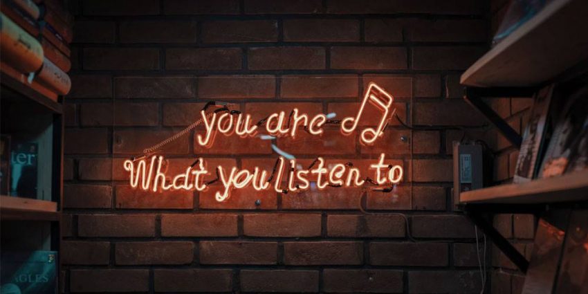 Out & Loud - maio 2019